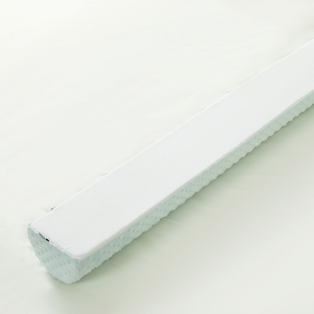 Grade semicircular para cama infantil